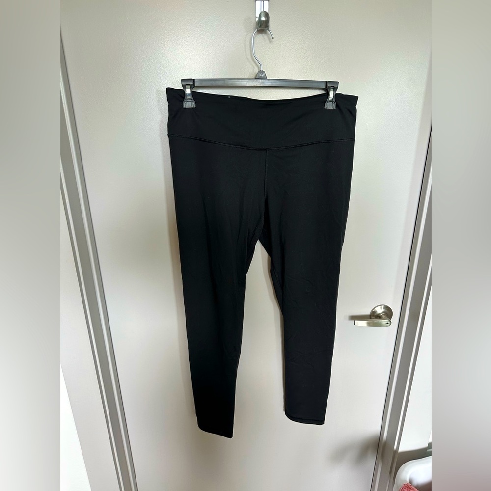 Victoria’s Secret Knockout Sport Tight
